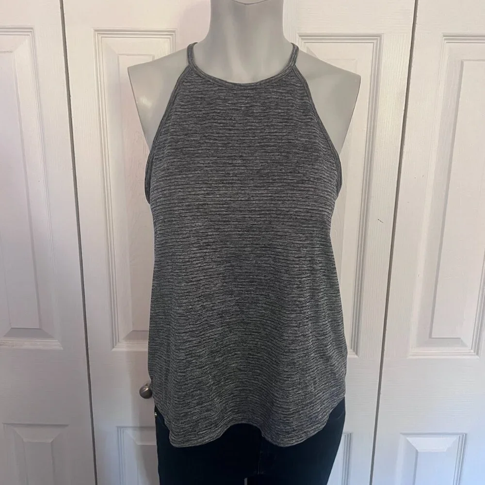 Old Navy Active Racerback Tank Top Bundle Size Small - Picture 2 of 7